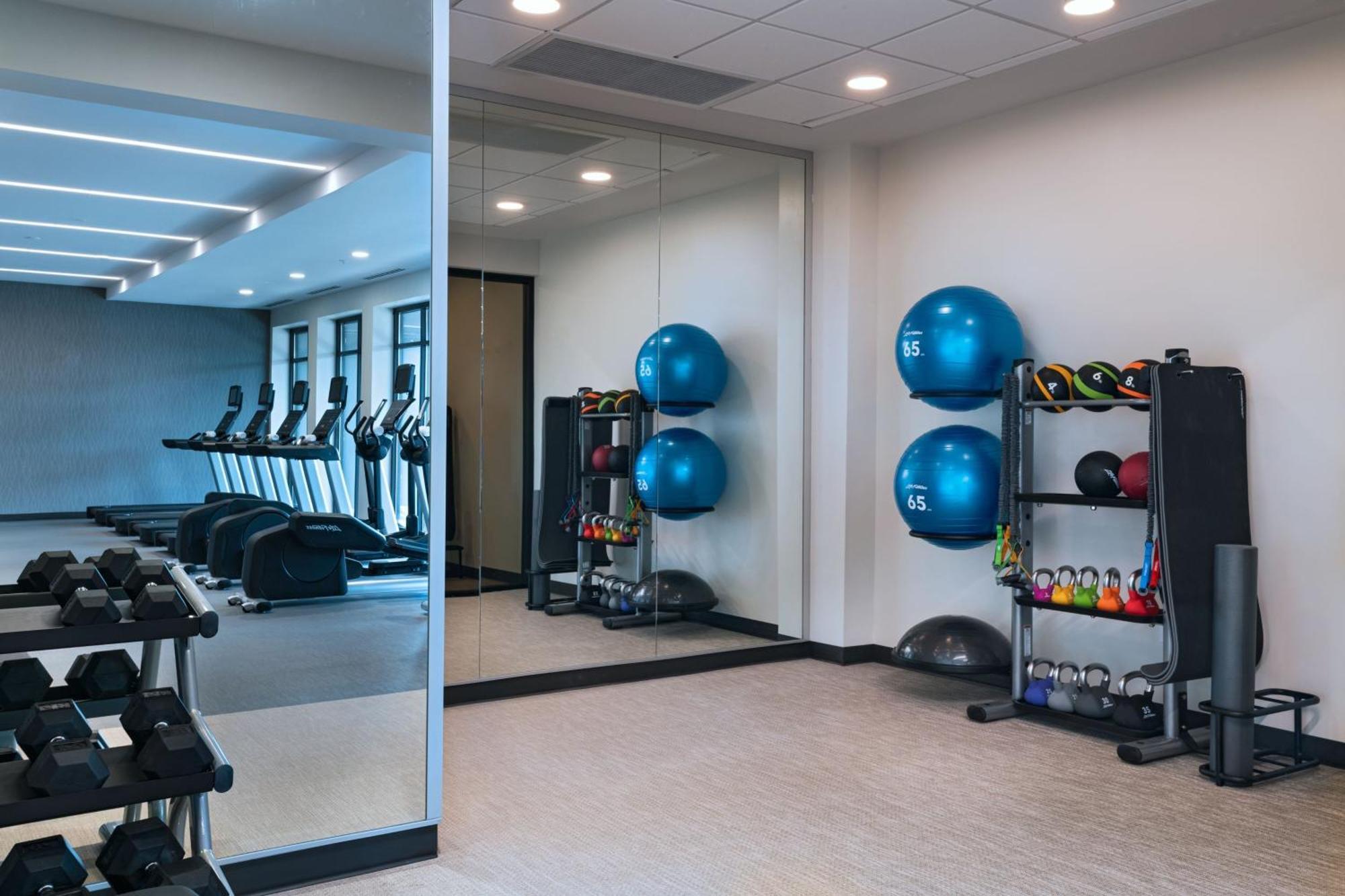 فندق Courtyard By Marriott Colorado Springs North, Air Force Academy المظهر الخارجي الصورة